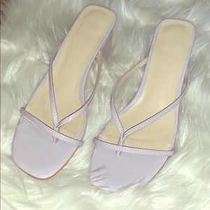 Raye Heels size 6.5 in lavender and never worn
